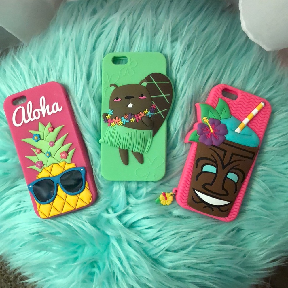 SOLD!!🌺Vacation bundle Iphone 6/6s🌺
